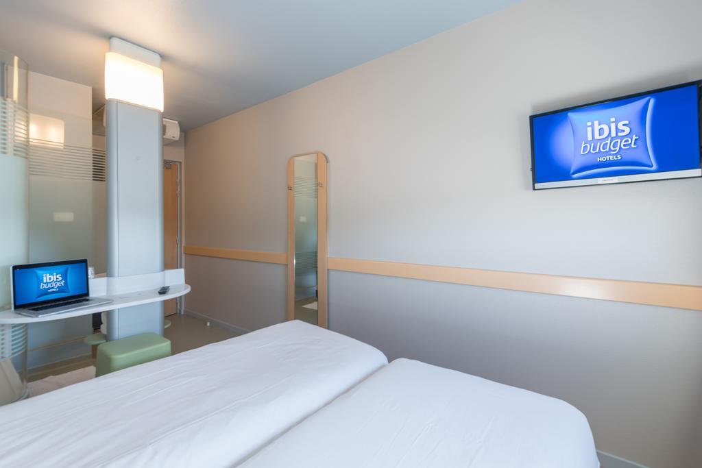 Ibis Budget Amberieu En Bugey/Chateau Gaillard A42 Exterior photo